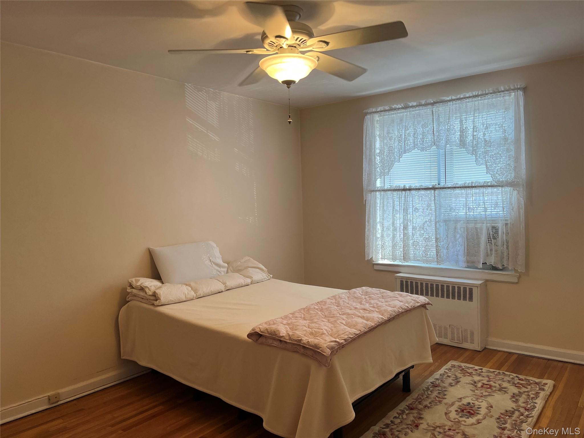 #13 photo, 35-31 205 Street, Bayside , NY 11360