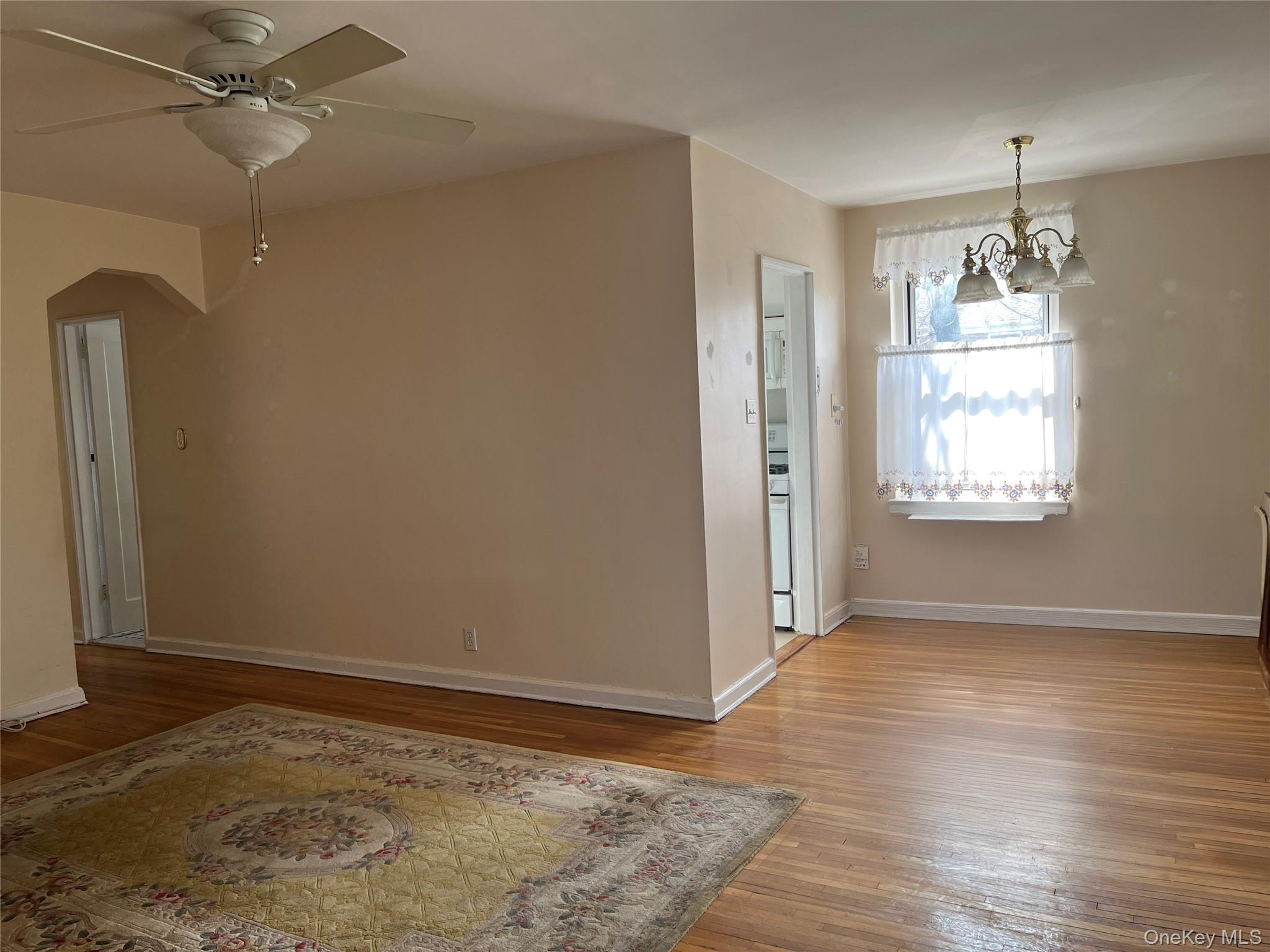 #4 photo, 35-31 205 Street, Bayside , NY 11360