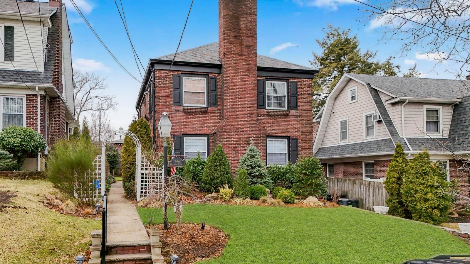 #2 photo, 44 Westbury Ave, スタテンアイランド Staten Island , NY 10301