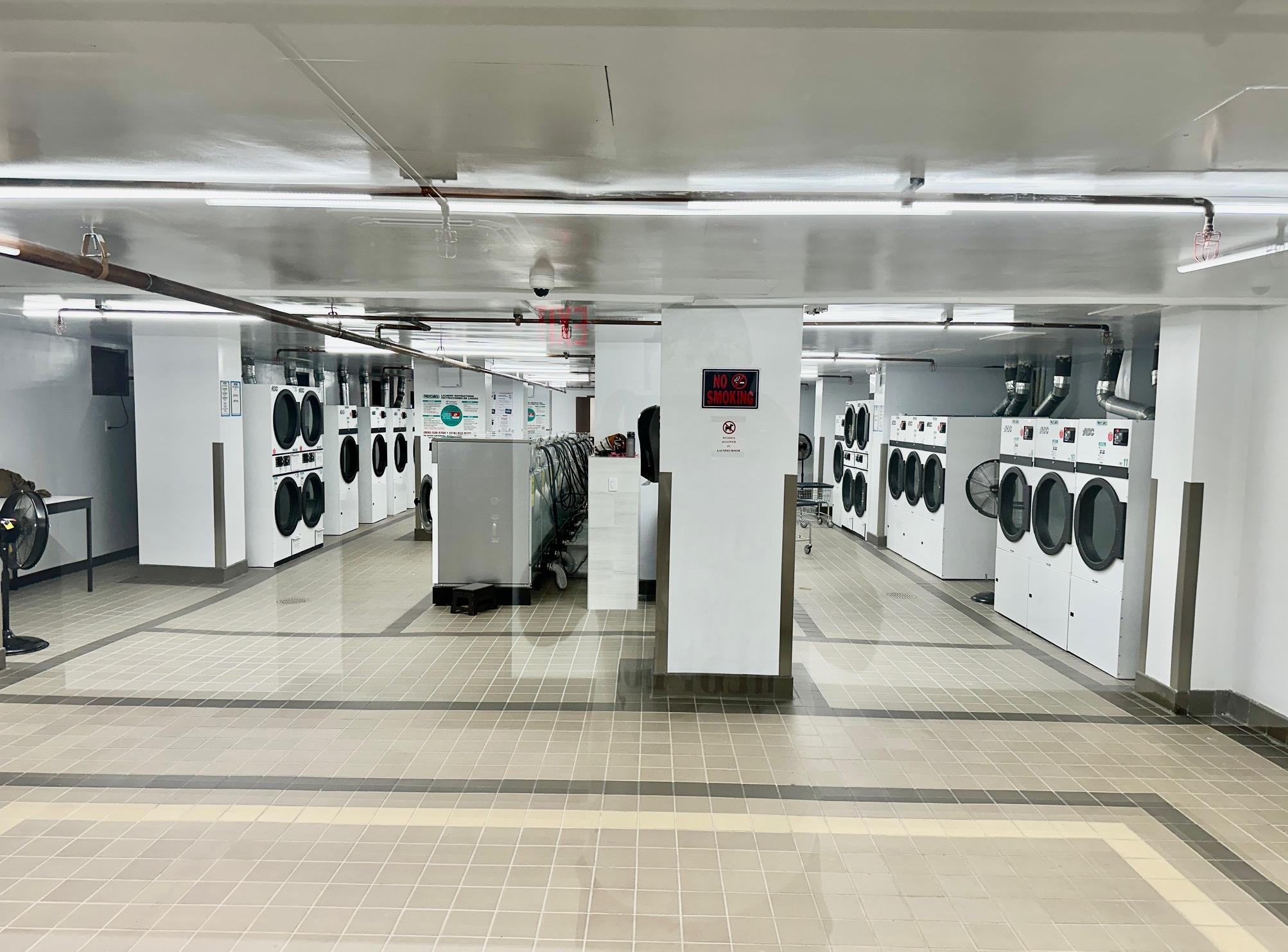 #6 photo, 61-20 Grand Central Parkway, クイーンズ区 Forest Hills , NY 11375