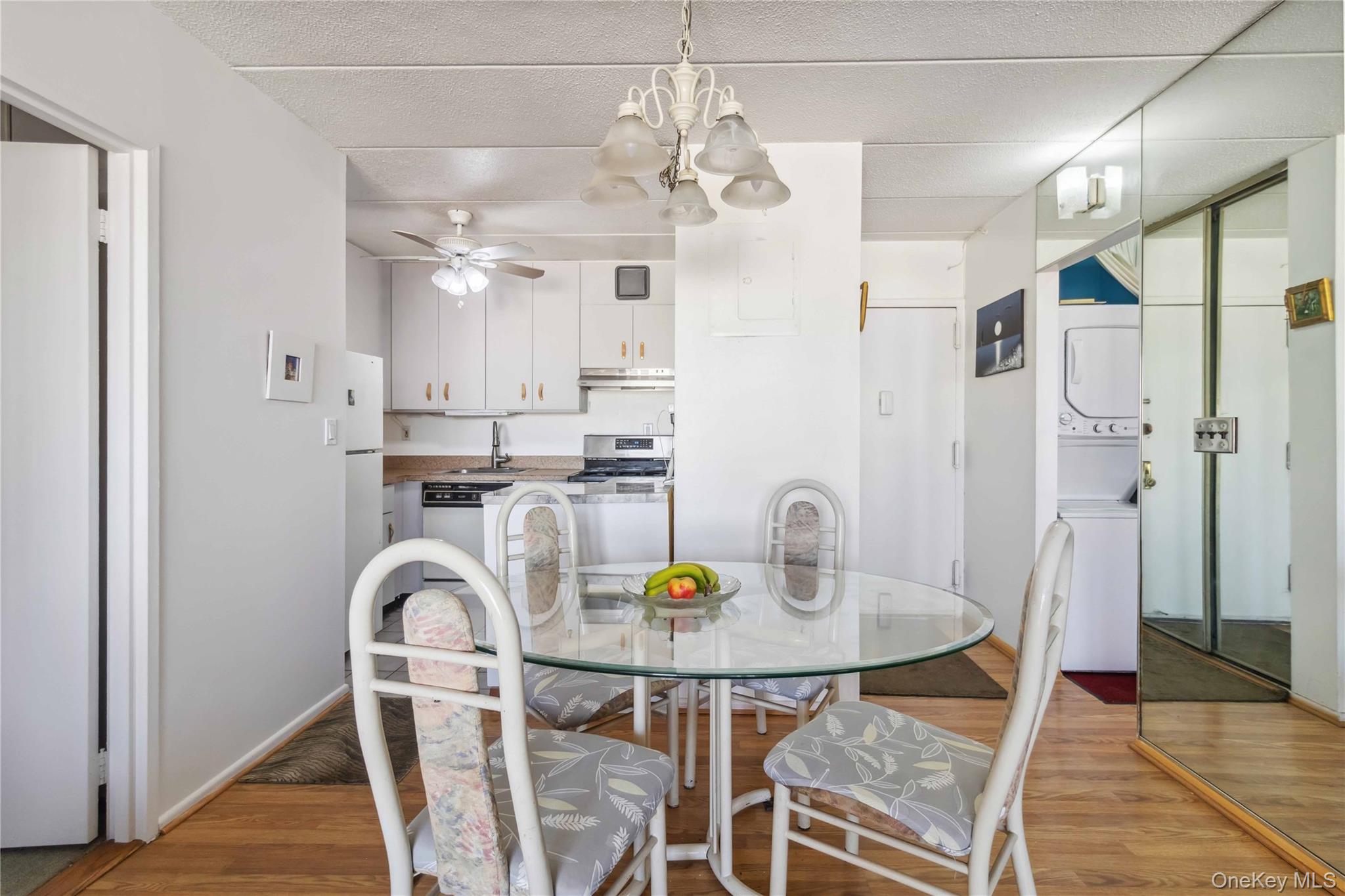 #7 photo, 23-22 30 Road, クイーンズ区 Astoria , NY 11102