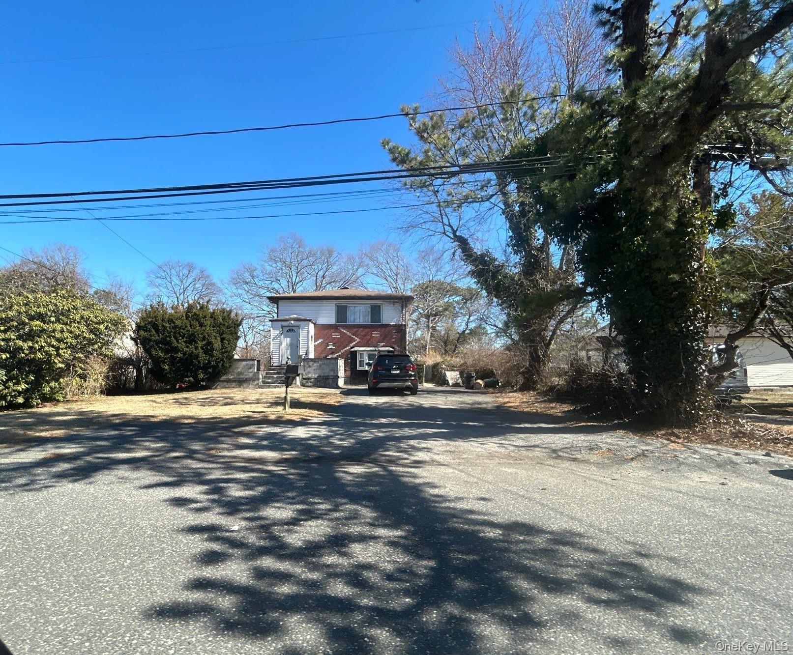 #3 photo, 1181 Ocean Avenue, Bay Shore , NY 11706