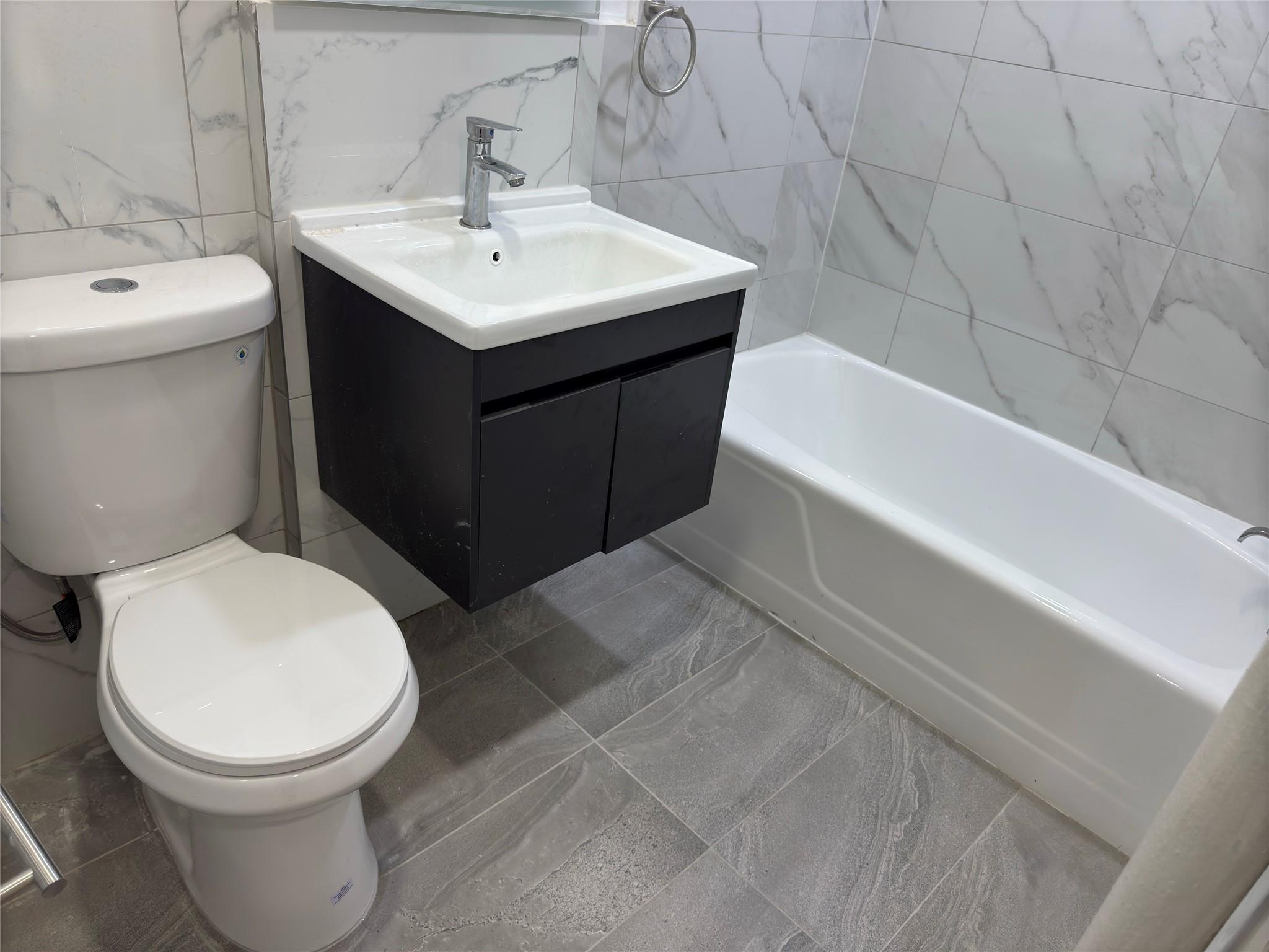 #7 photo, 3401 Avenue I, ブルックリン区 Brooklyn , NY 11210