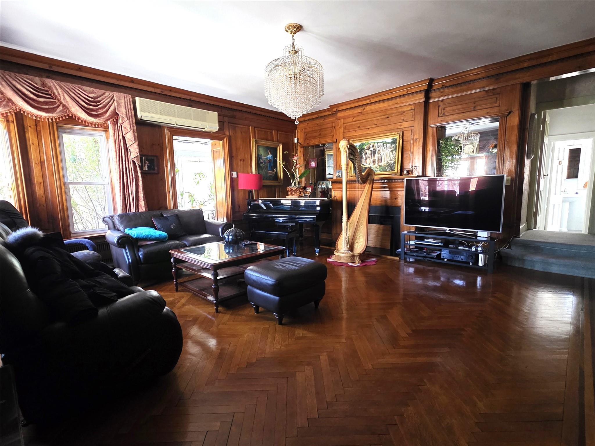 #5 photo, 8540 Forest Parkway, Woodhaven , NY 11421