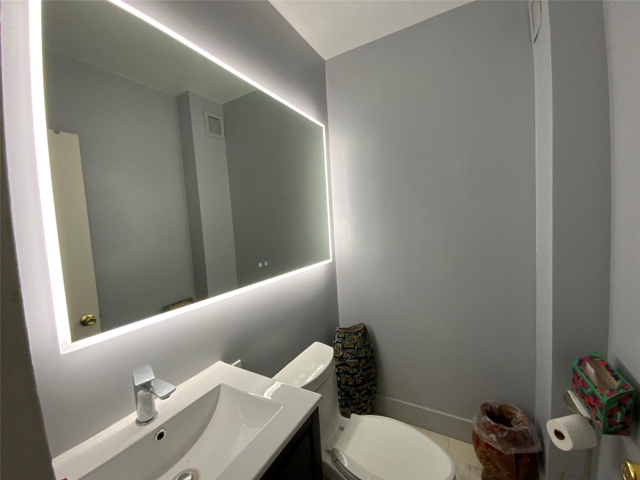 #8 photo, 27010 Grand Central Parkway, クイーンズ区 Floral Park , NY 11005