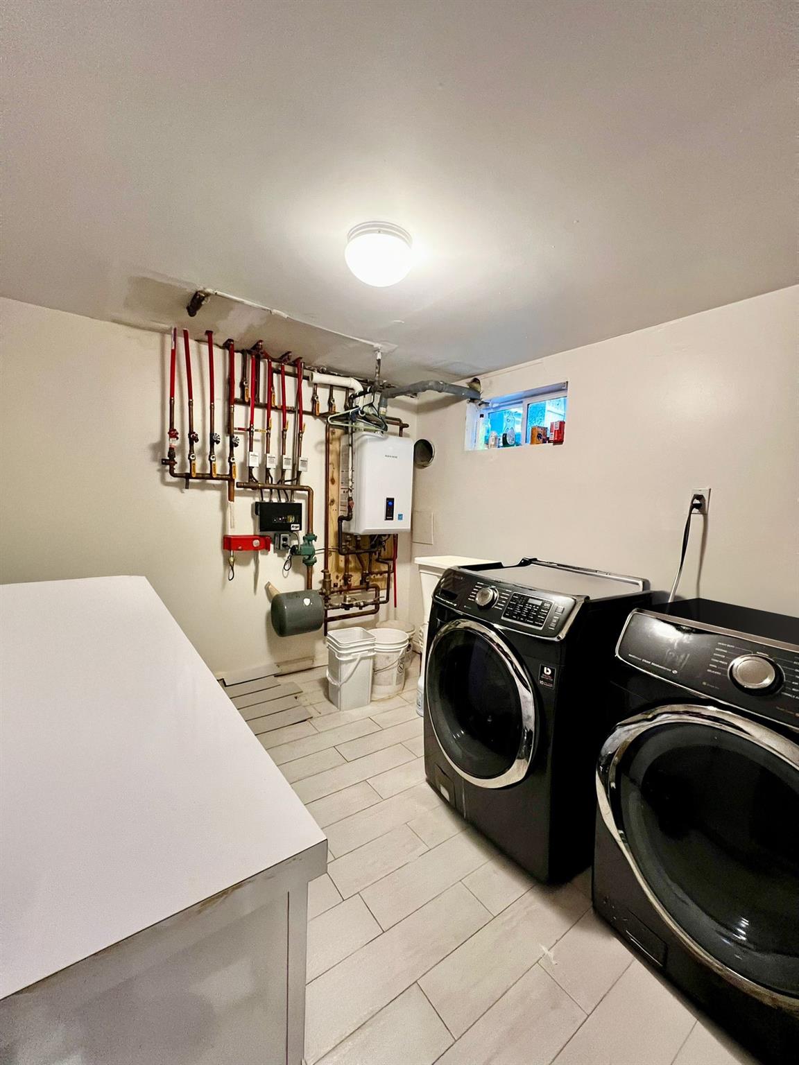 #12 photo, 9317 201 Street, Hollis , NY 11423