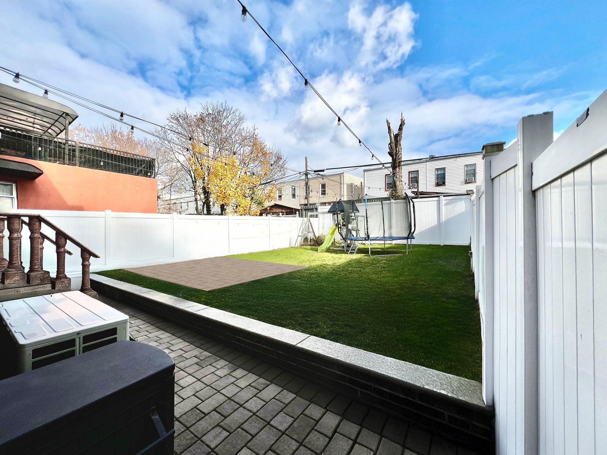 #14 photo, 9317 201 Street, Hollis , NY 11423