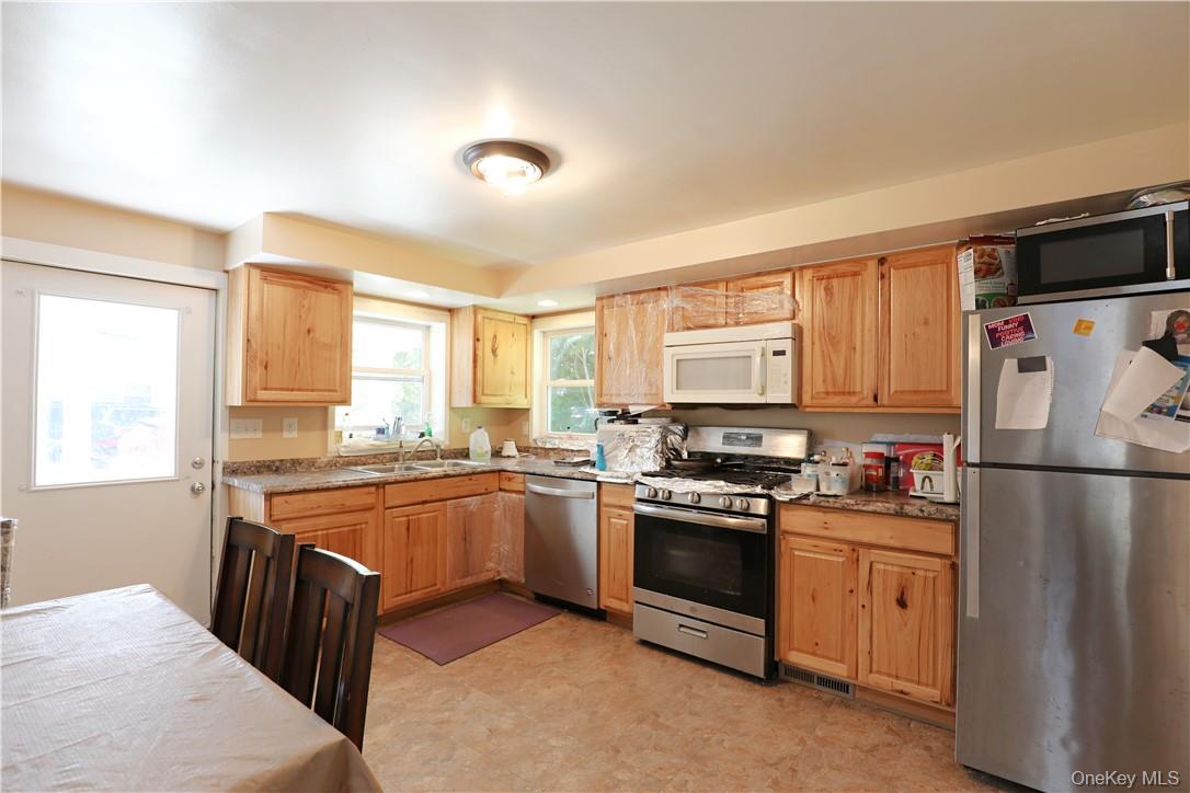 #5 photo, 110 W Bridge Street, Saugerties , NY 12477