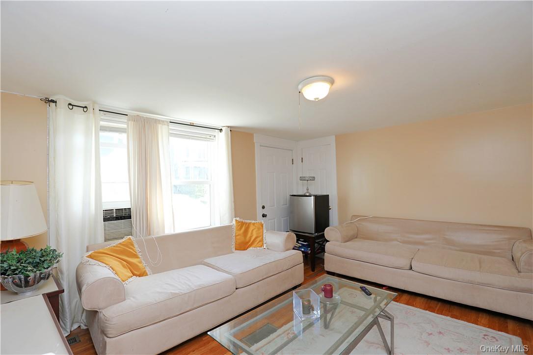 #9 photo, 110 W Bridge Street, Saugerties , NY 12477