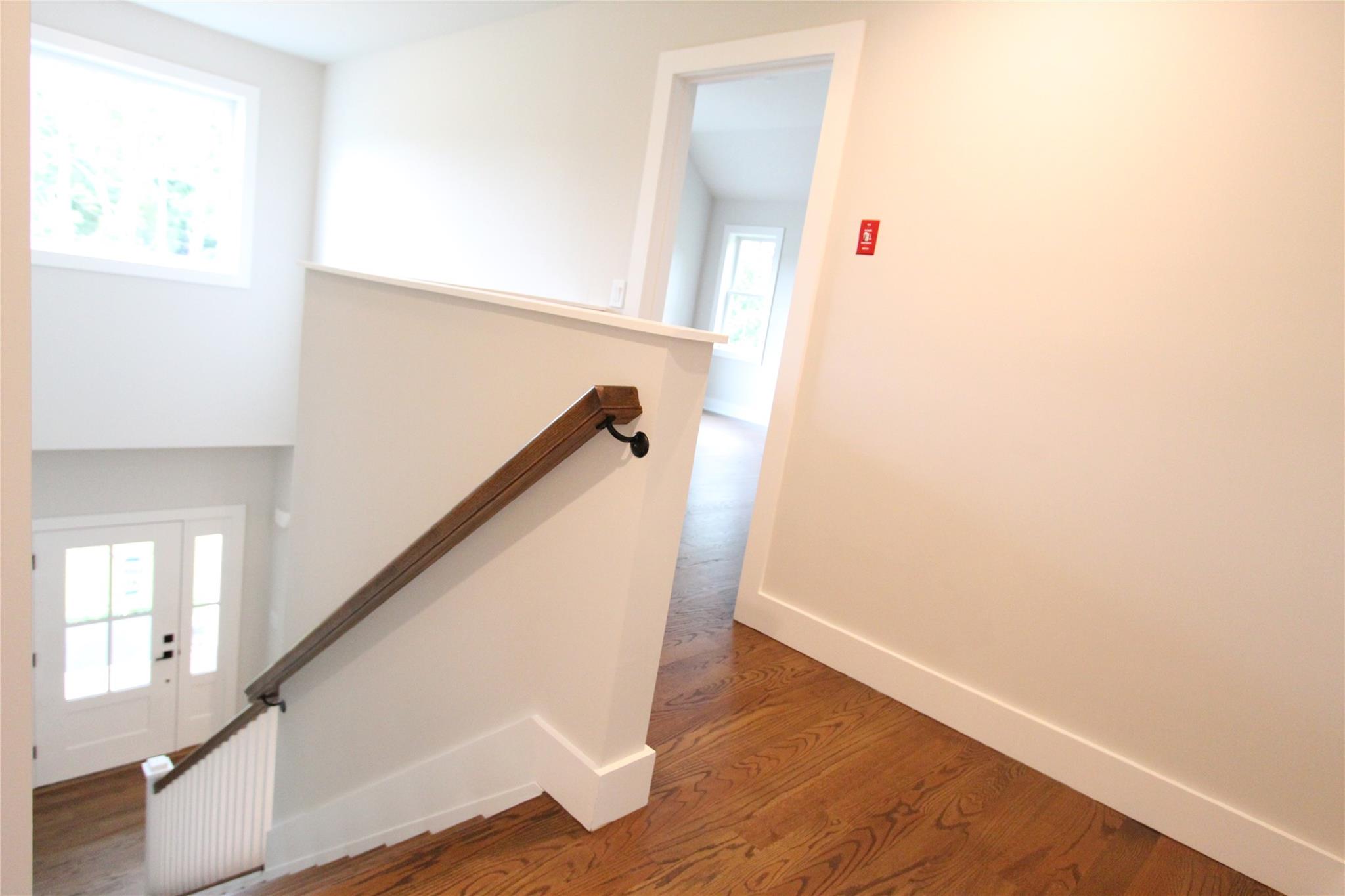 #12 photo, 46 Newins Street, Саффолк ‖ Center Moriches , NY 11934