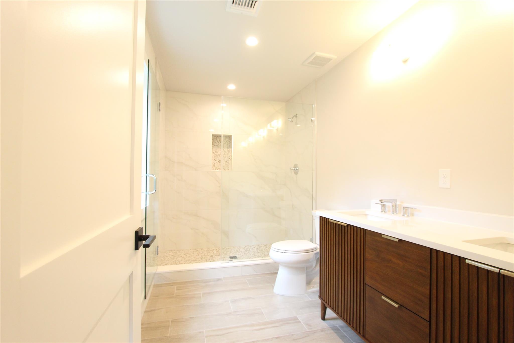 #18 photo, 46 Newins Street, Саффолк ‖ Center Moriches , NY 11934