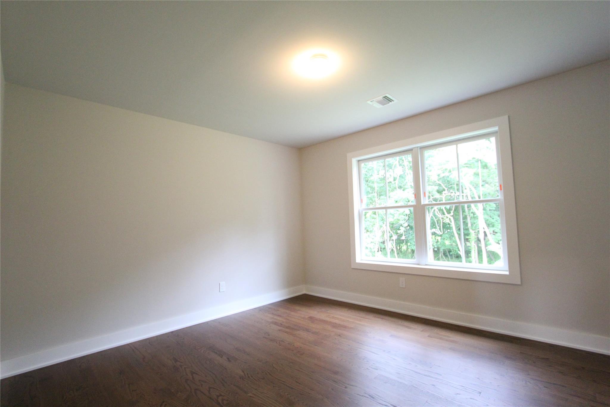 #20 photo, 46 Newins Street, Саффолк ‖ Center Moriches , NY 11934