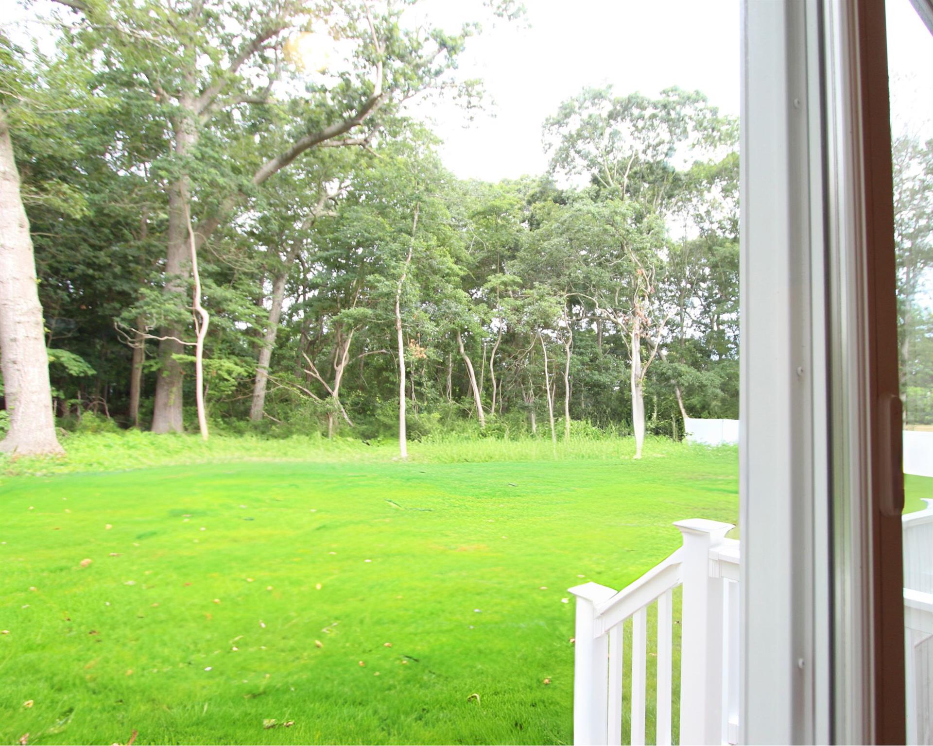 #5 photo, 46 Newins Street, Саффолк ‖ Center Moriches , NY 11934