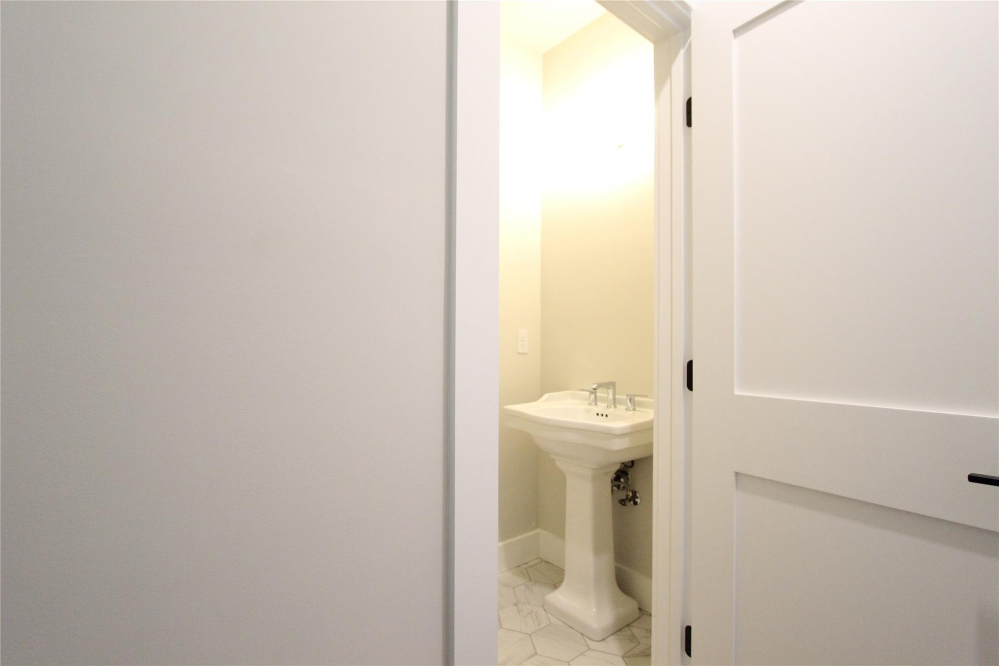 #6 photo, 46 Newins Street, Саффолк ‖ Center Moriches , NY 11934