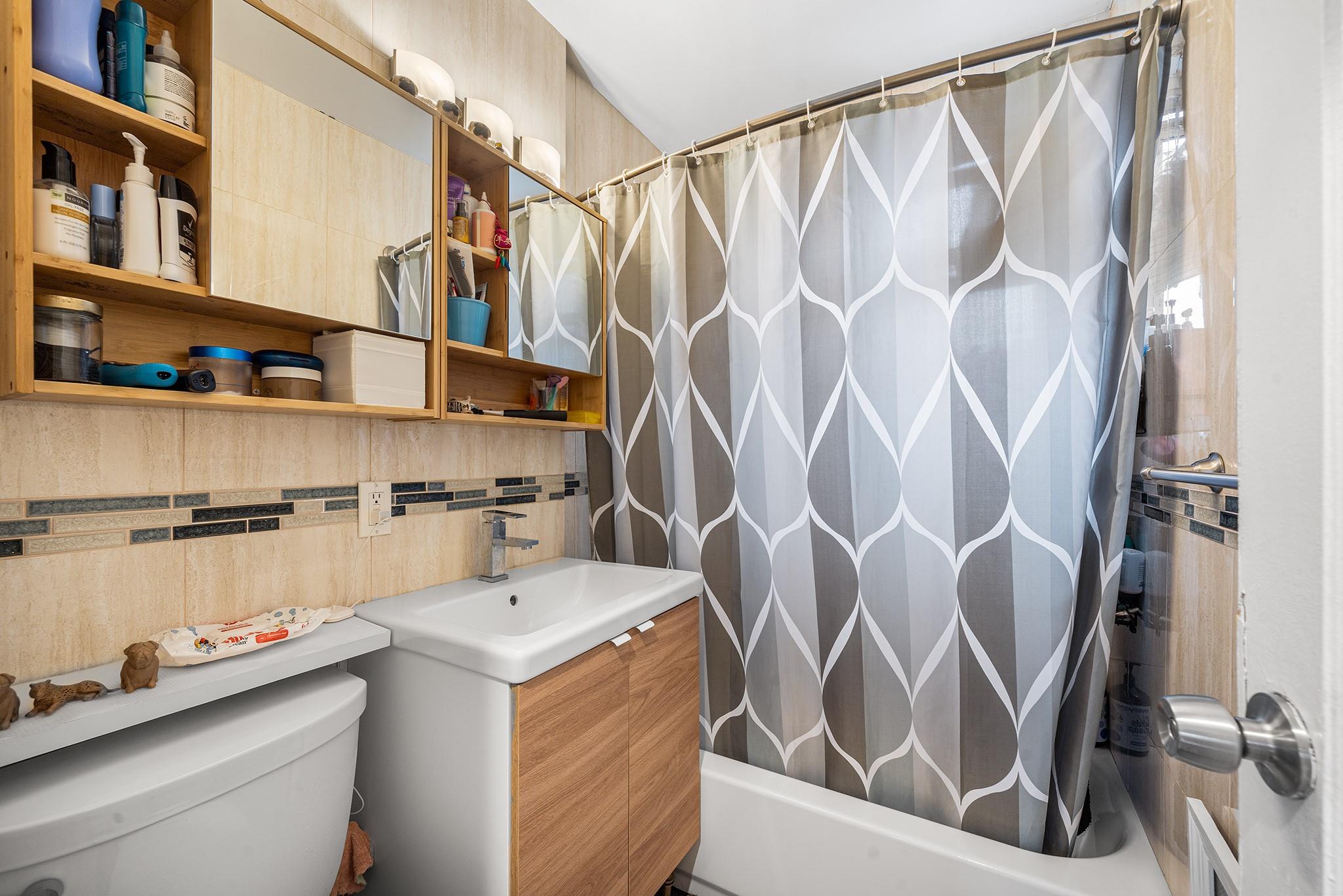 #11 photo, 57-45 Marathon Parkway, Little Neck , NY 11362