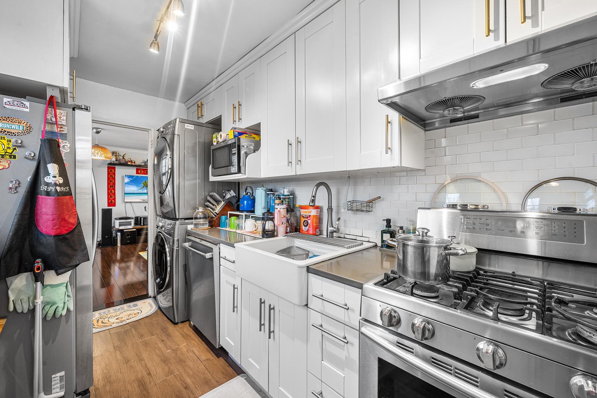 #7 photo, 57-45 Marathon Parkway, Little Neck , NY 11362