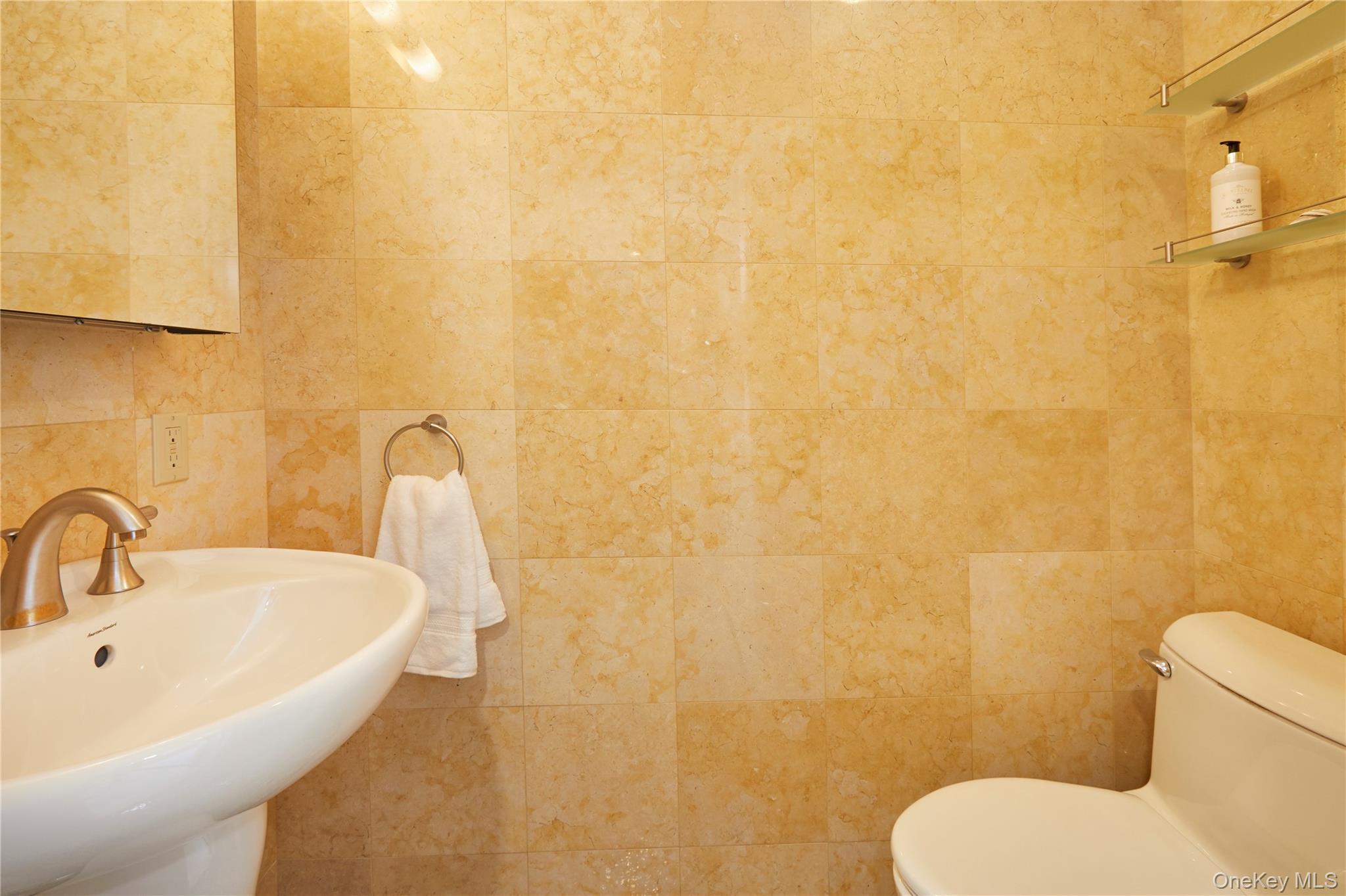 #10 photo, 4425 Douglas Avenue, ブロンクス区 Bronx , NY 10471