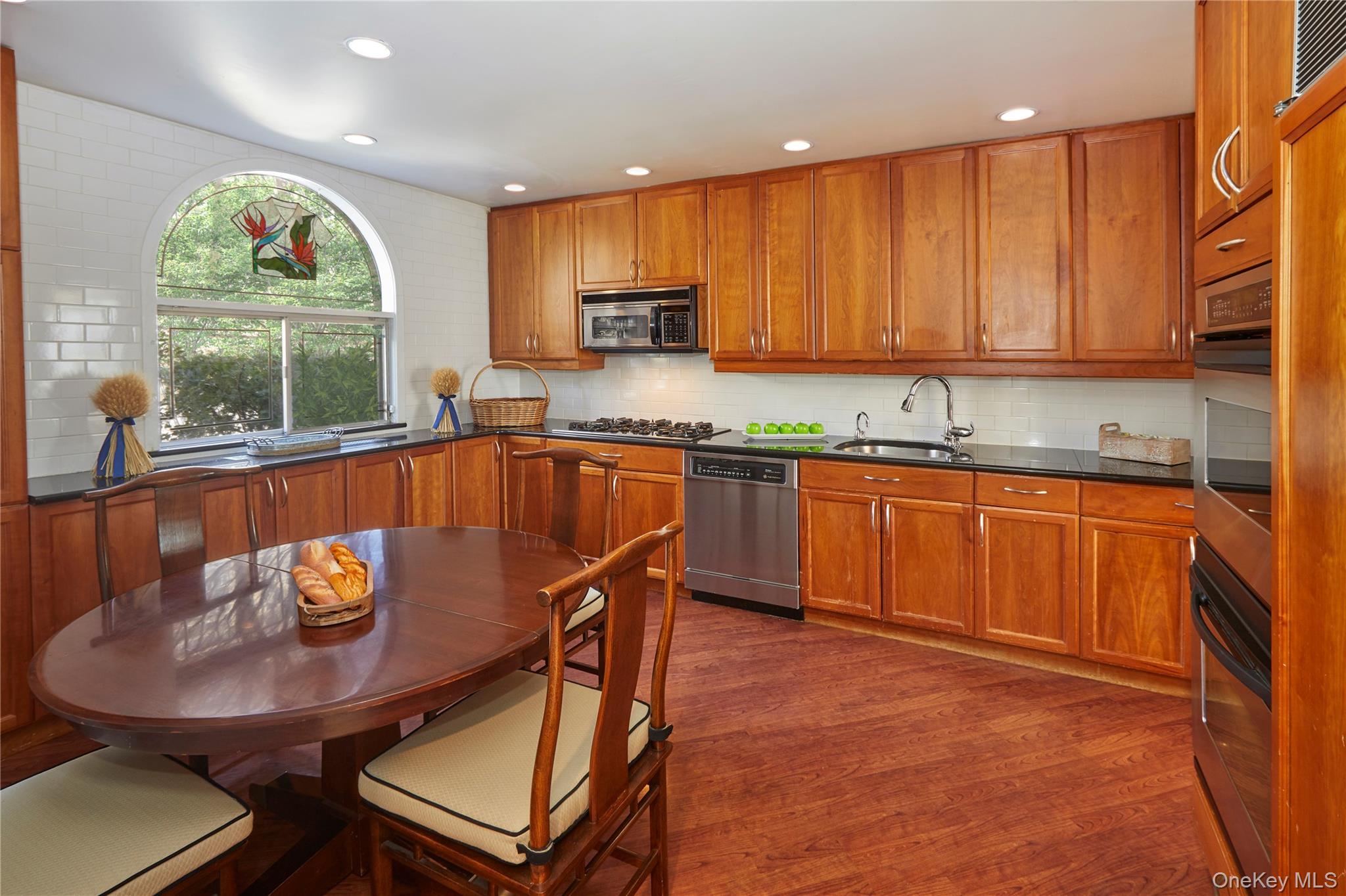 #7 photo, 4425 Douglas Avenue, ブロンクス区 Bronx , NY 10471