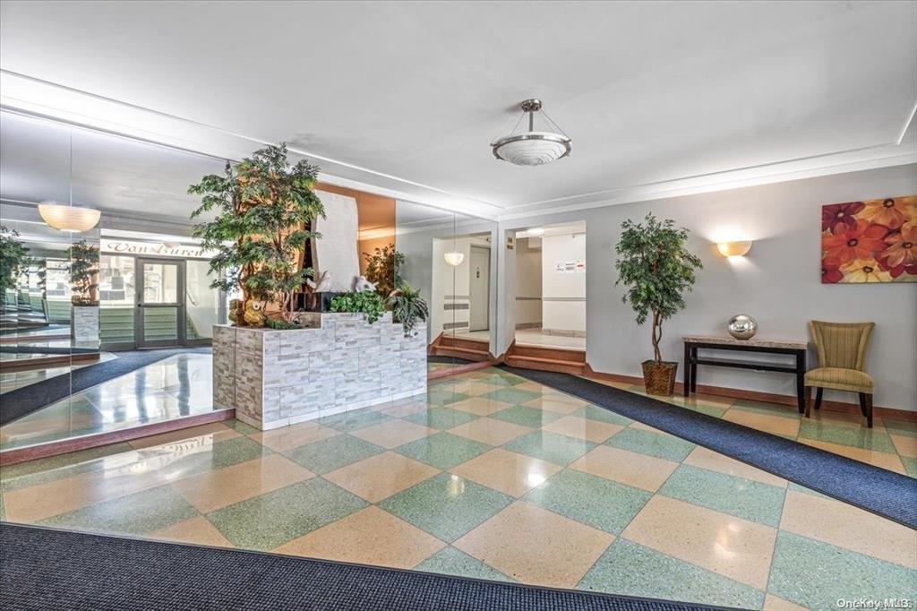 #2 photo, 102-21 63rd Road, كوينز Forest Hills , NY 11375