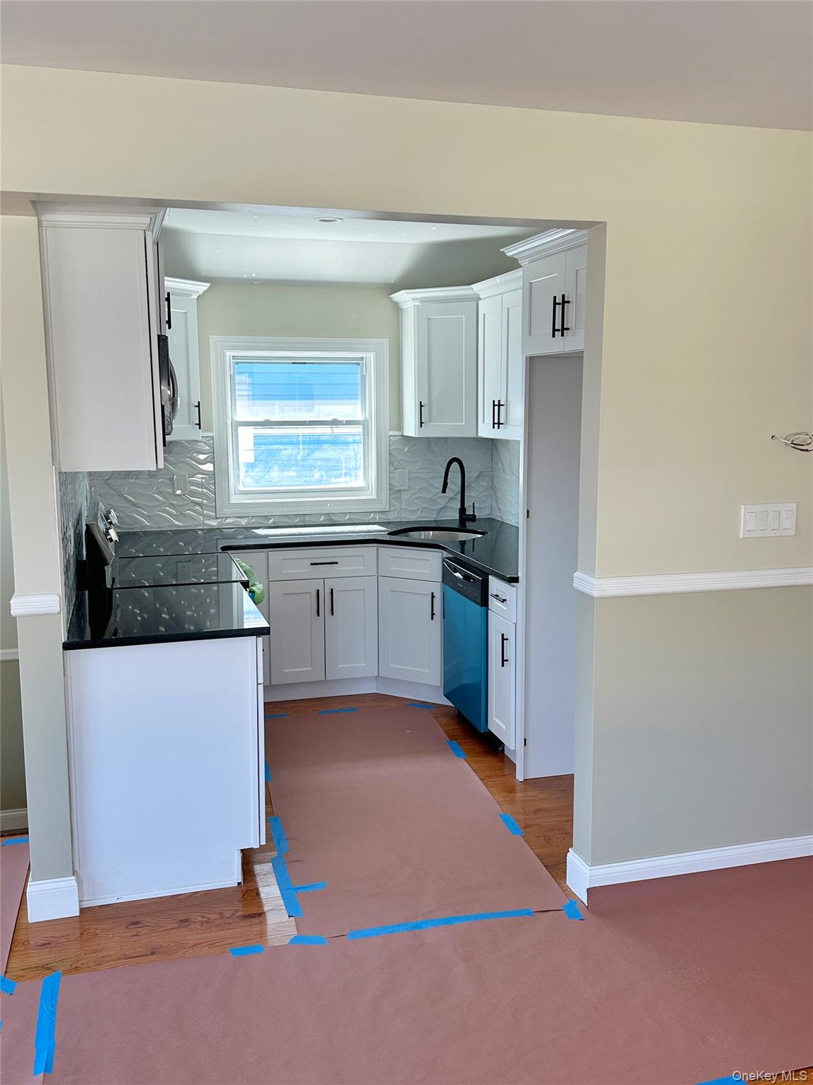 #7 photo, 118-32 200th Street, Saint Albans , NY 11412