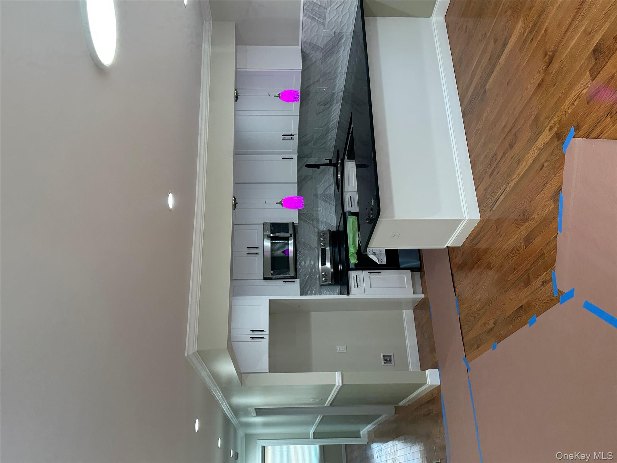 #8 photo, 118-32 200th Street, Saint Albans , NY 11412