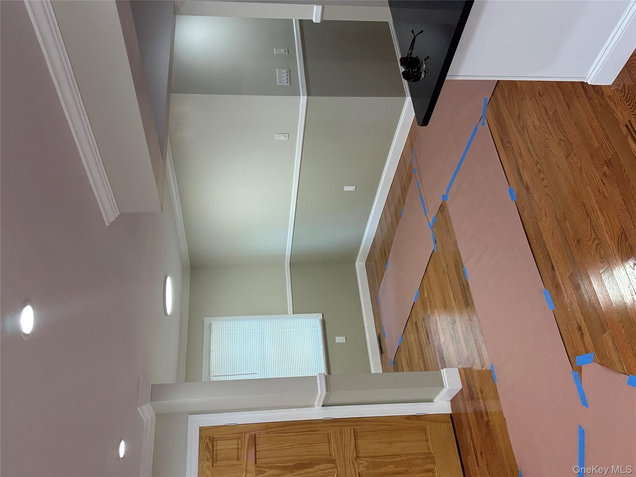 #9 photo, 118-32 200th Street, Saint Albans , NY 11412