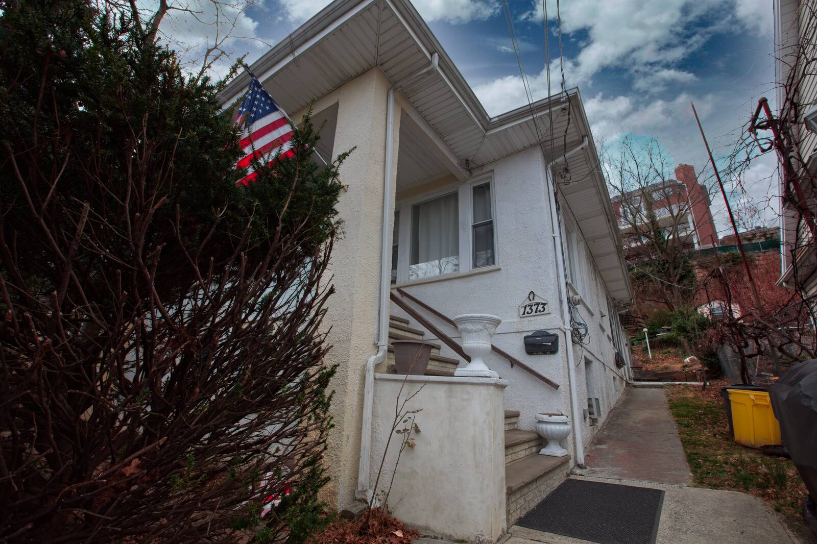 #3 photo, 1373 Richmond Rd, スタテンアイランド Staten Island , NY 10304