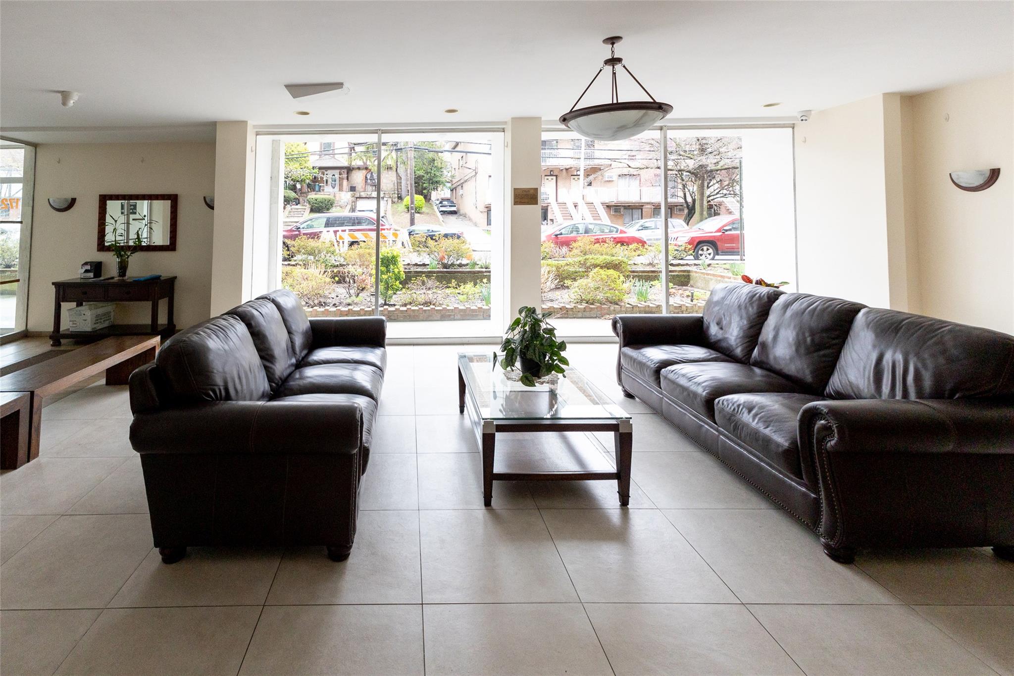 #2 photo, 172-70 Highland Avenue, クイーンズ区 Jamaica Estates , NY 11432