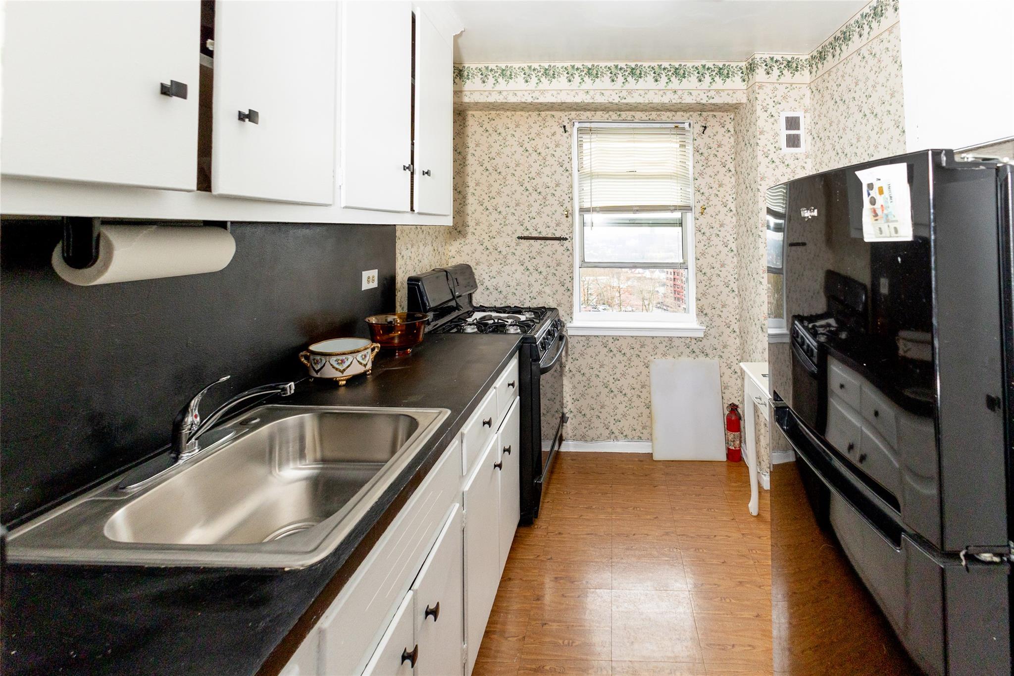 #7 photo, 172-70 Highland Avenue, クイーンズ区 Jamaica Estates , NY 11432