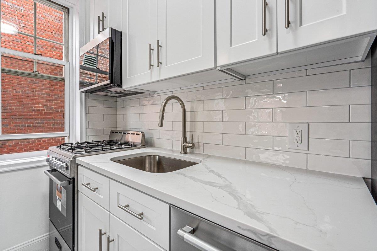 #15 photo, 77-14 113 Street, 皇后區 森林小丘 Forest Hills , NY 11375