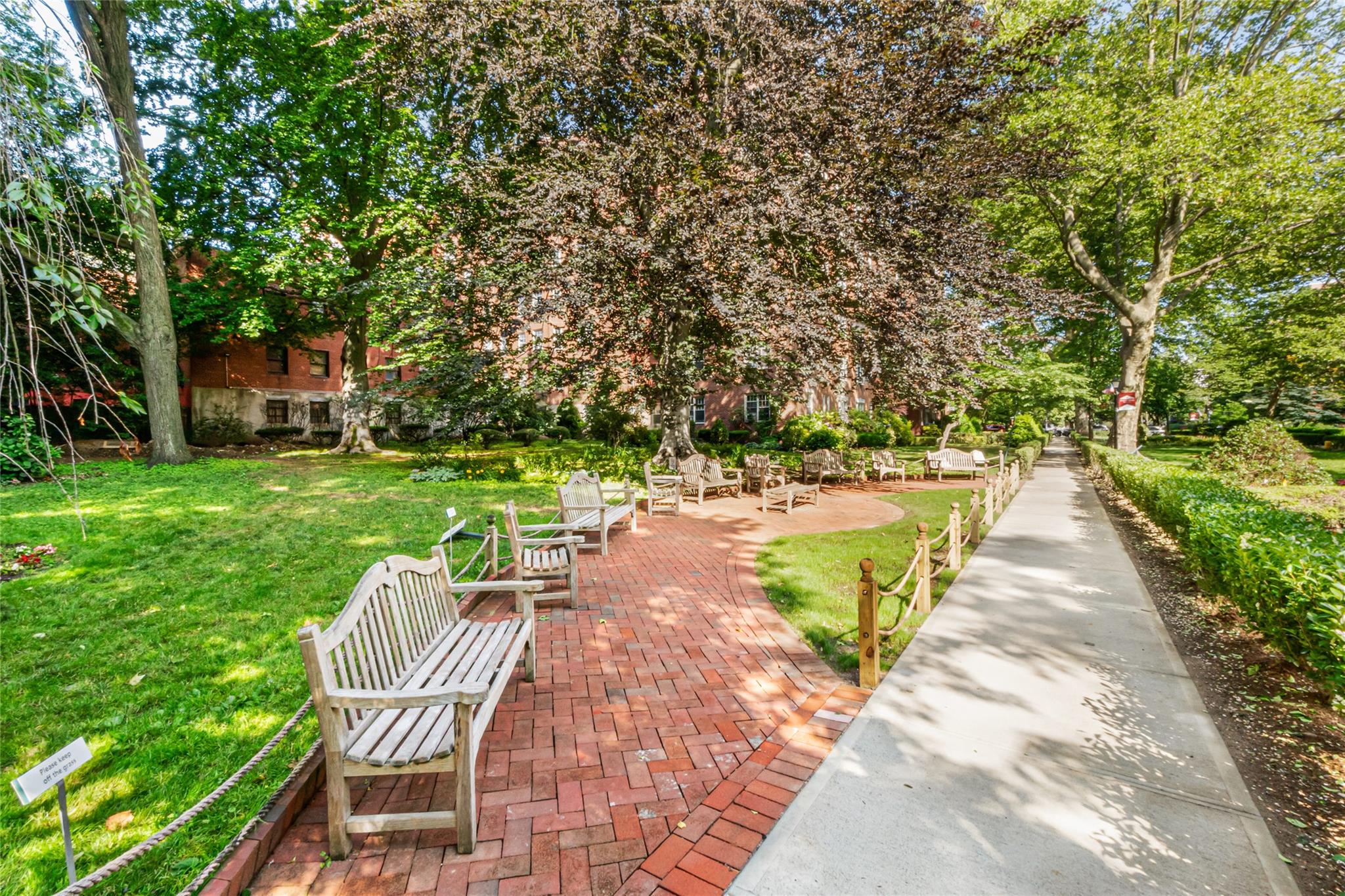 #5 photo, 77-14 113 Street, 皇后區 森林小丘 Forest Hills , NY 11375
