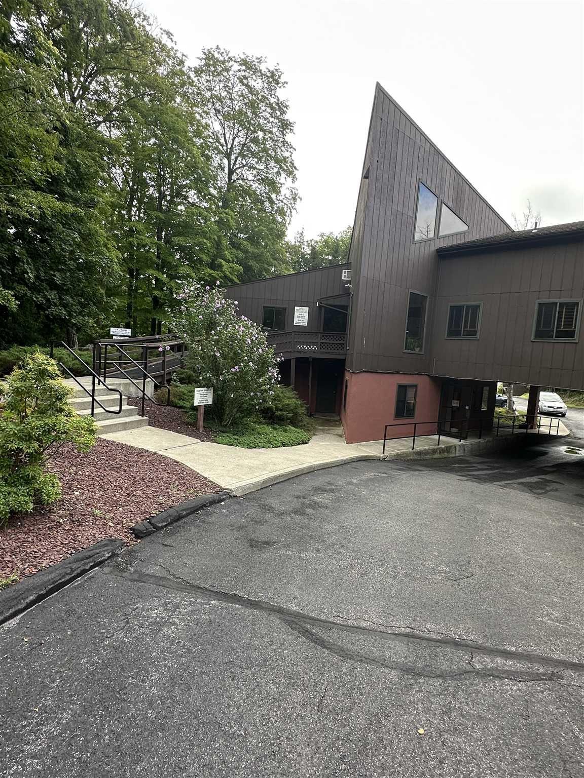 #2 photo, 7 PINWOODS Road, Hyde Park , NY 12538