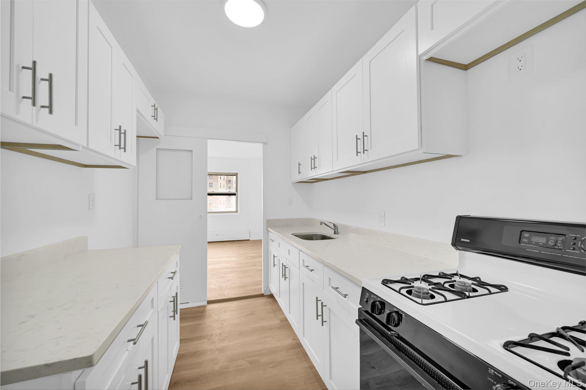 #10 photo, 3 Fordham Hill Oval, ブロンクス区 Bronx , NY 10468