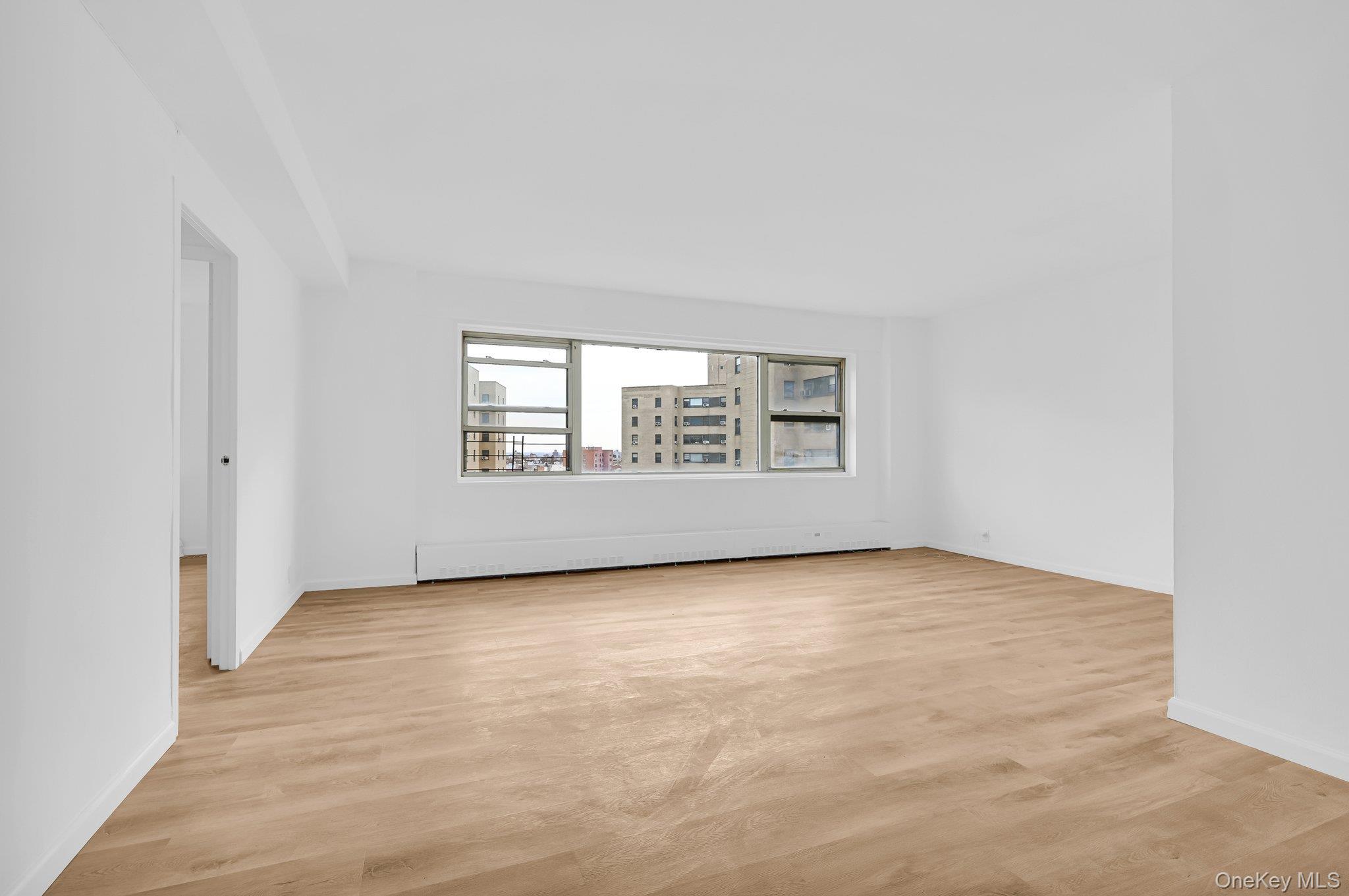 #8 photo, 3 Fordham Hill Oval, ブロンクス区 Bronx , NY 10468