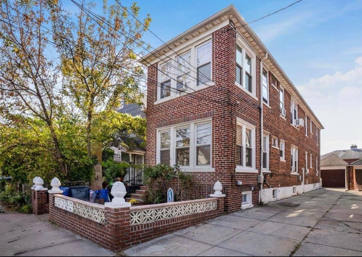 #2 photo, 147-16 20th Avenue, Whitestone , NY 11357