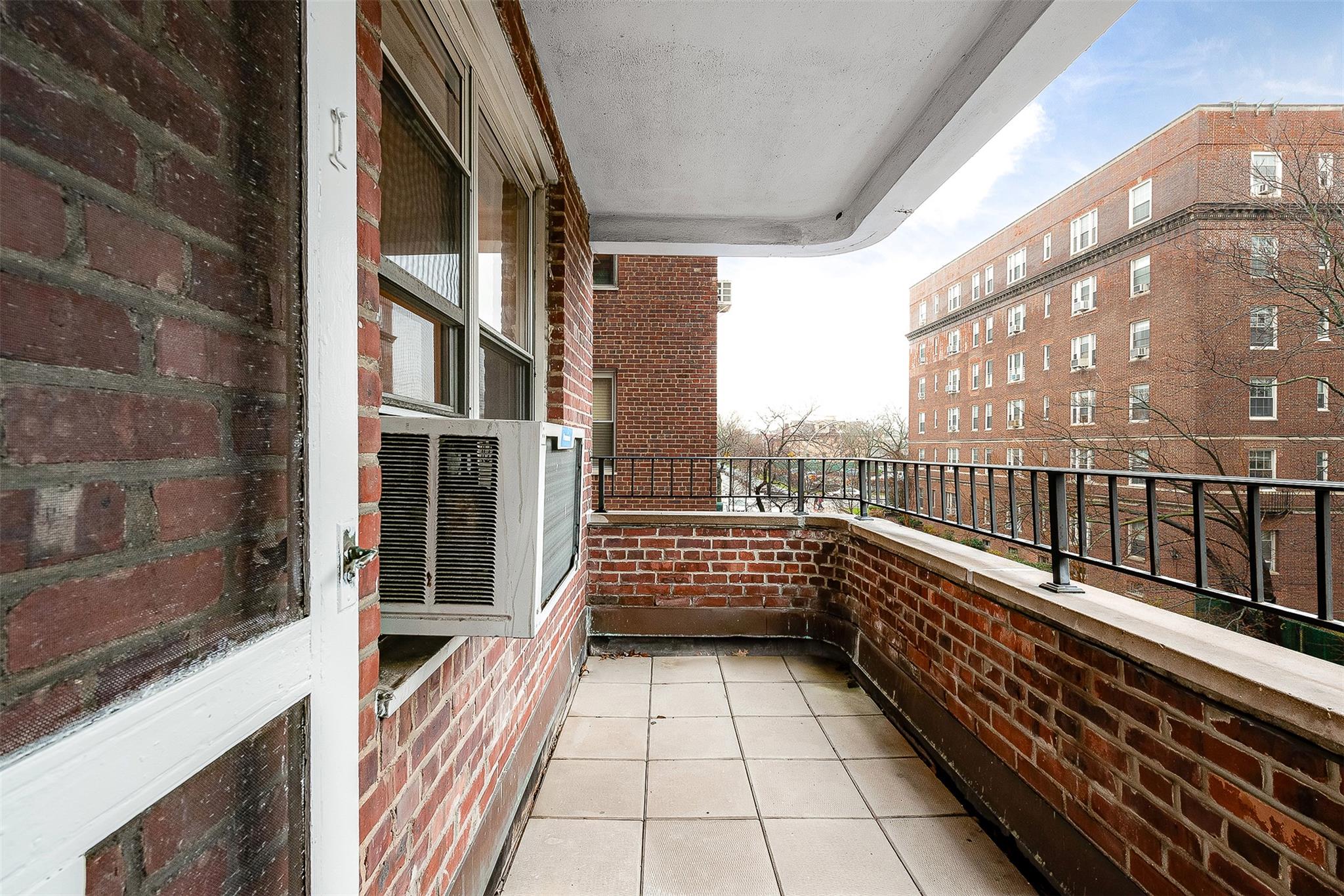 #10 photo, 67-66 108th Street, クイーンズ区 Forest Hills , NY 11375