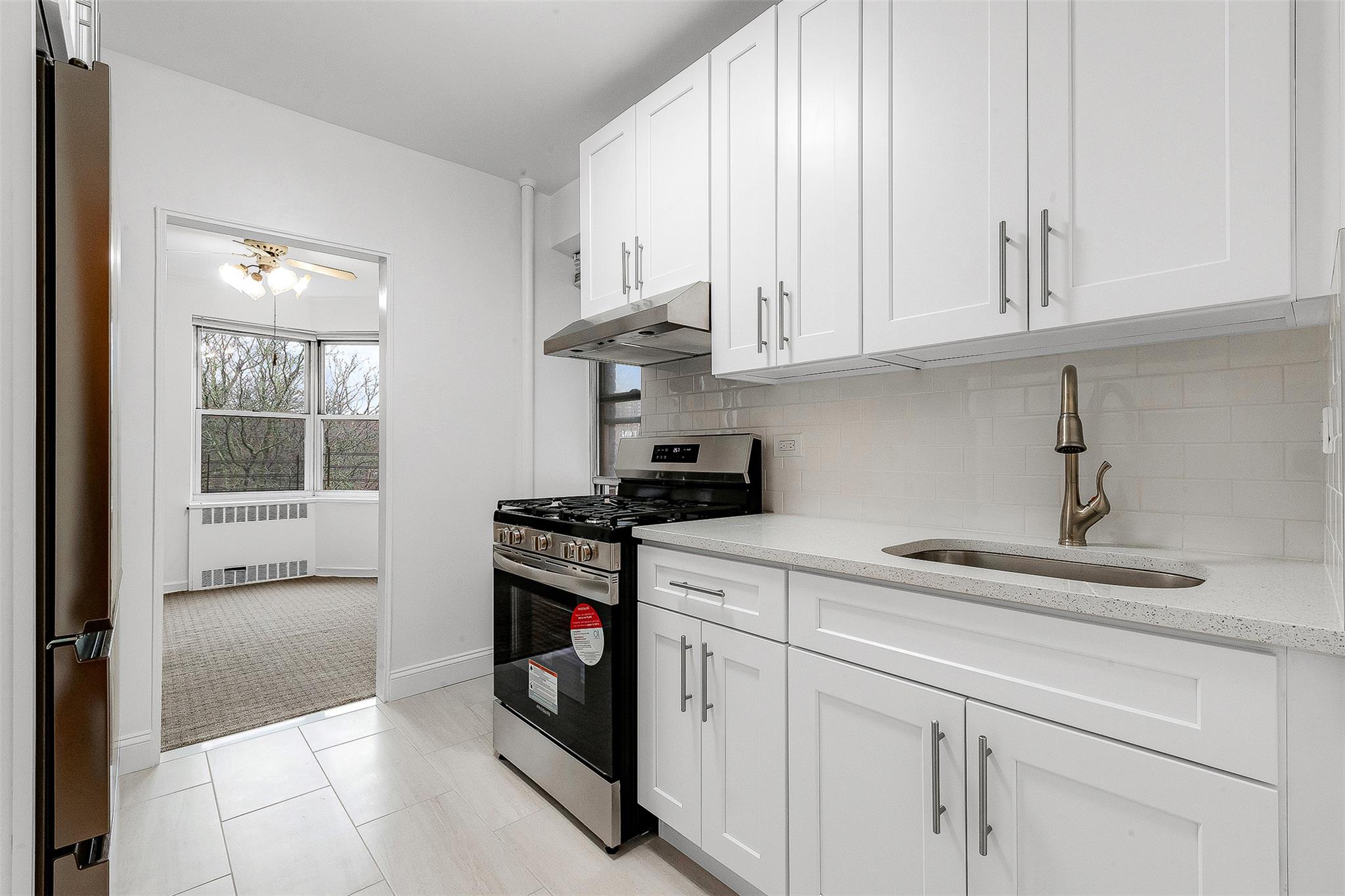 #17 photo, 67-66 108th Street, クイーンズ区 Forest Hills , NY 11375