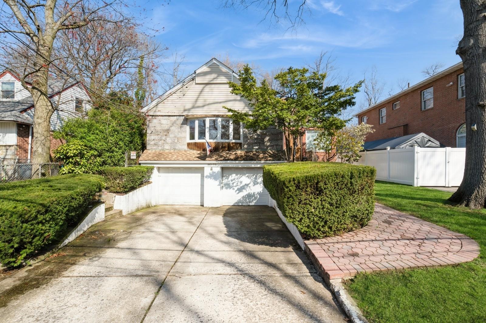 #2 photo, 193-03 85th Road, Holliswood , NY 11423