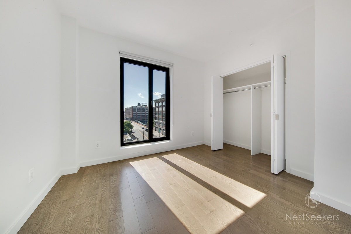 #2 photo, Long Island City, クイーンズ区 Long Island City , NY 11101