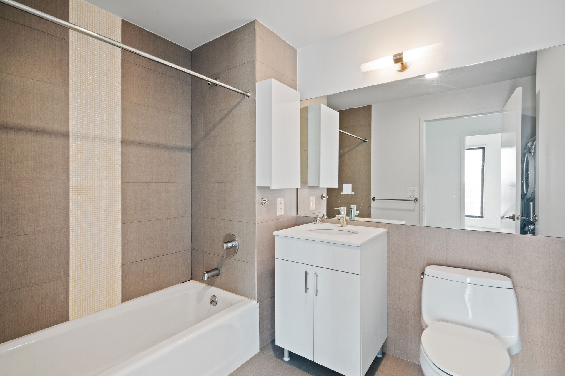 #8 photo, Long Island City, クイーンズ区 Long Island City , NY 11101