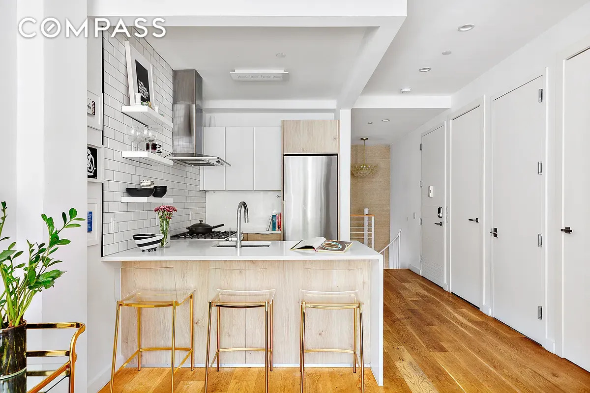 #1 photo, 351 Prospect Place, ব্রুকলিন Prospect Heights , NY 11238