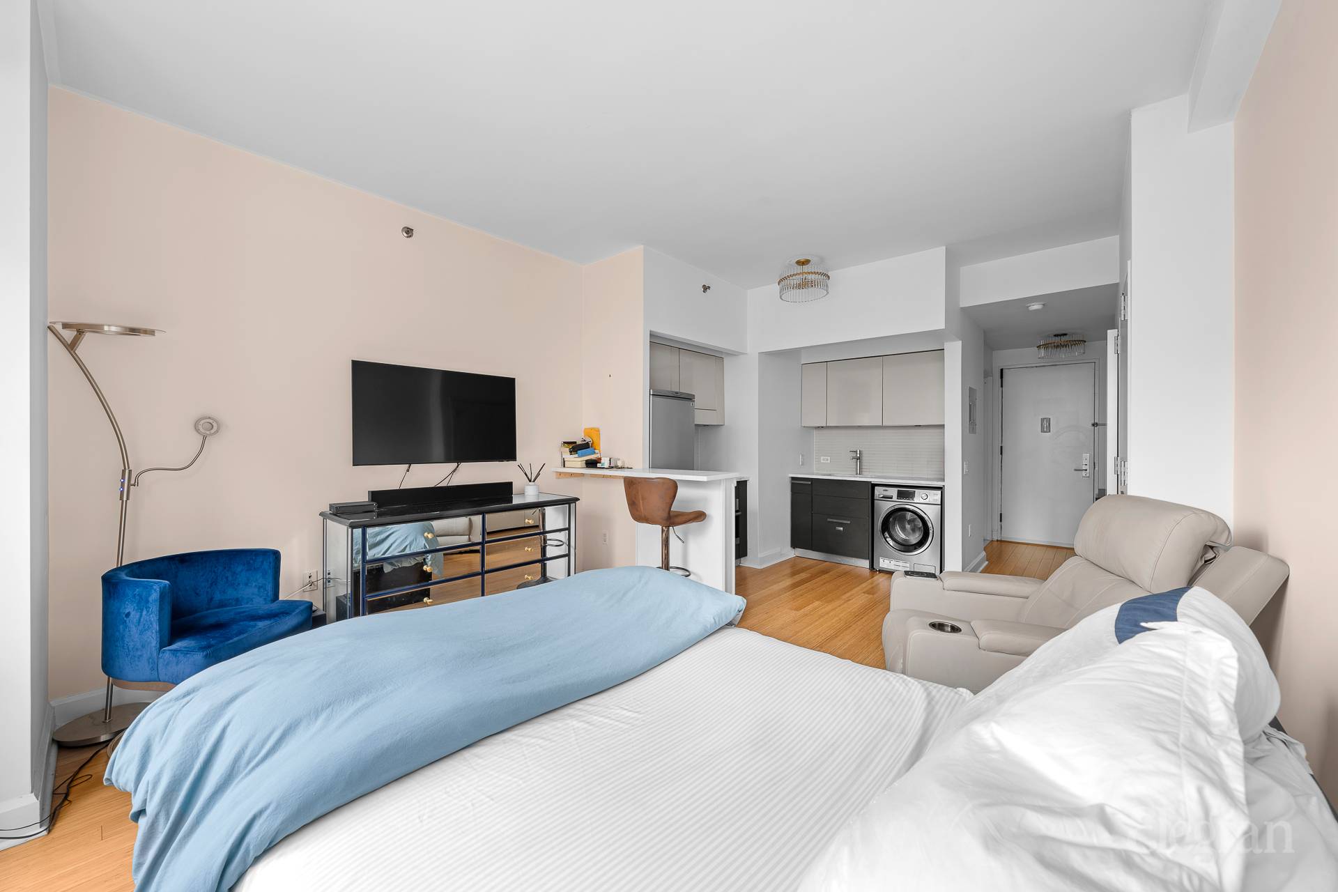 #4 photo, 505 W 47th Street, マンハッタン Hell's Kitchen , NY 10036