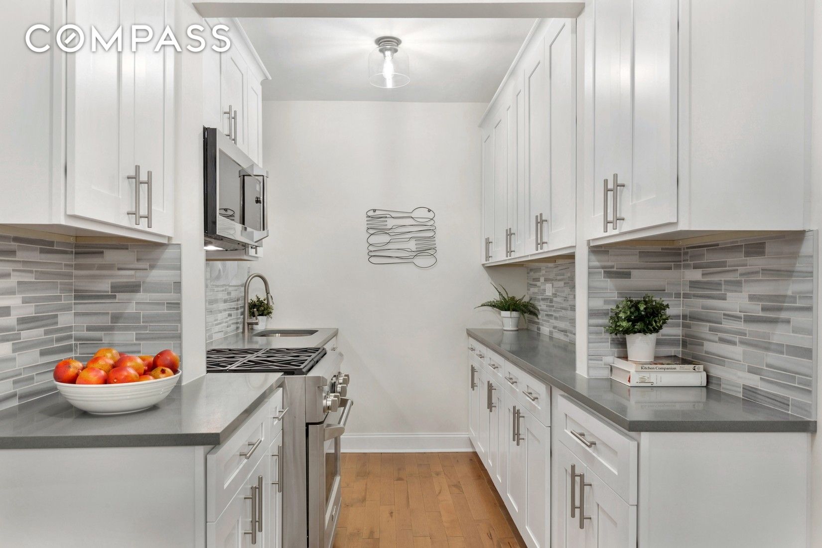 #3 photo, 345 Riverside Drive, マンハッタン Upper West Side , NY 10025