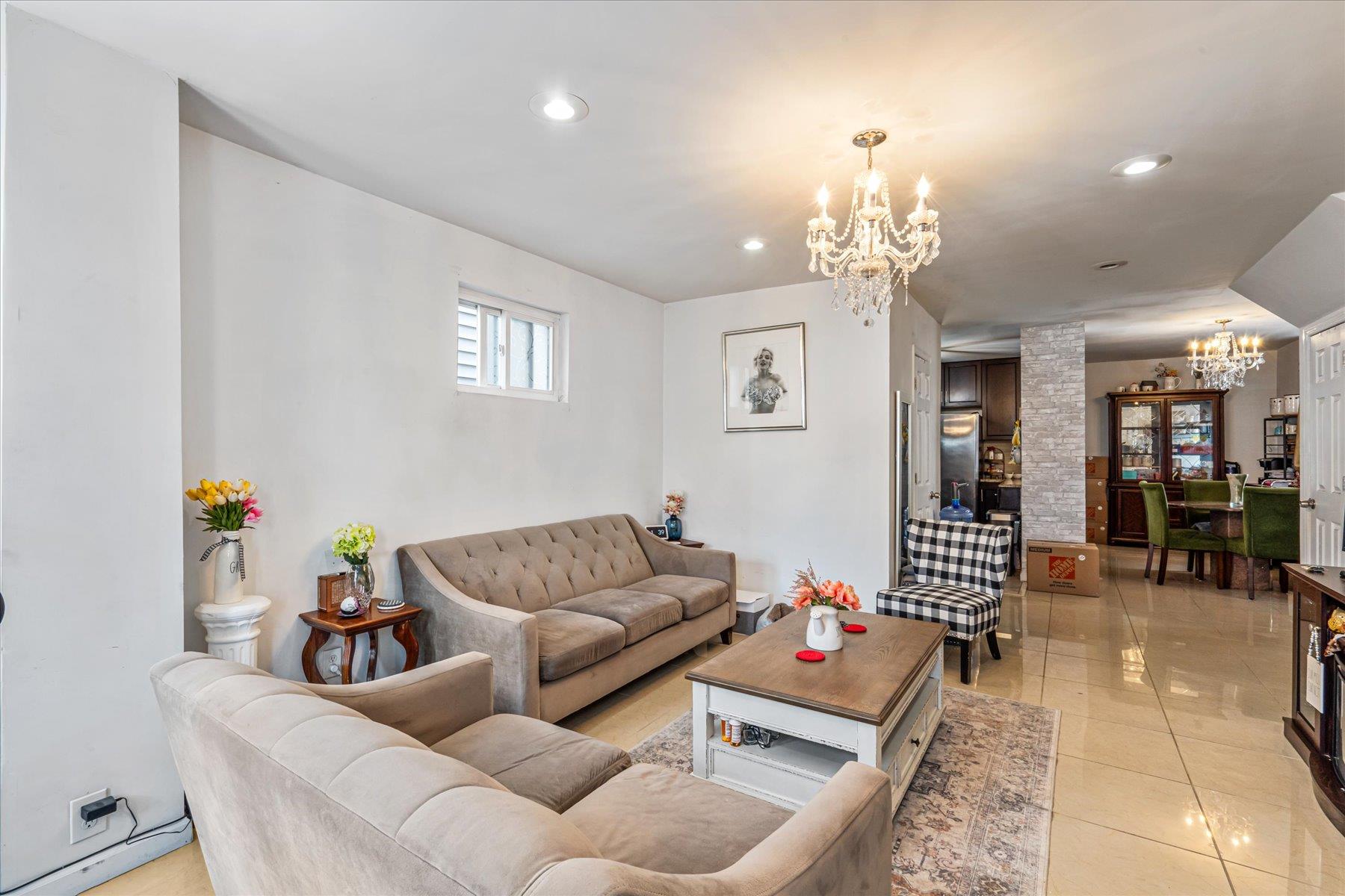 #4 photo, 1865 Mulford Avenue, Bronx , NY 10461