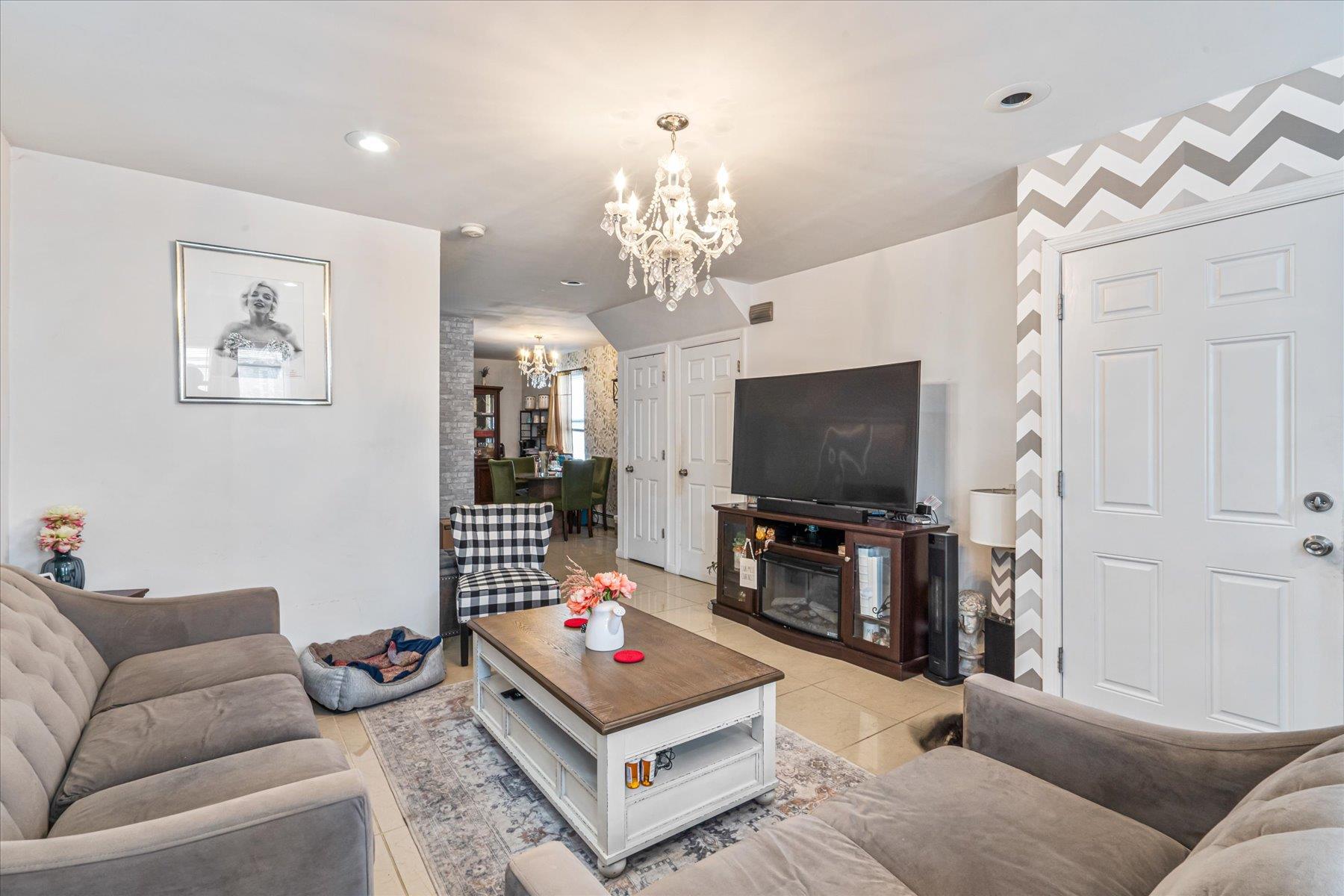 #5 photo, 1865 Mulford Avenue, Bronx , NY 10461