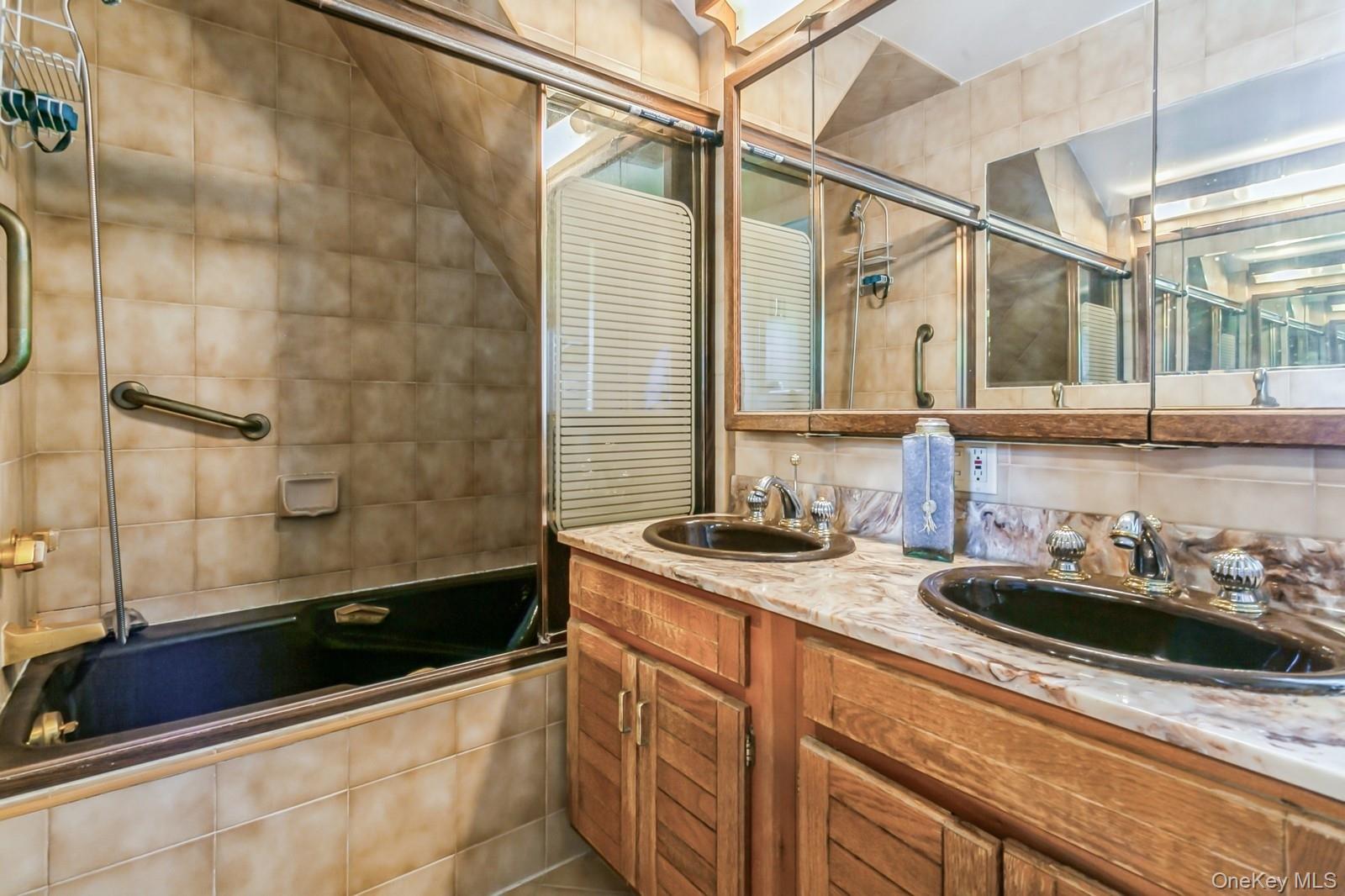 #8 photo, 444 Milton Road, Rye , NY 10580