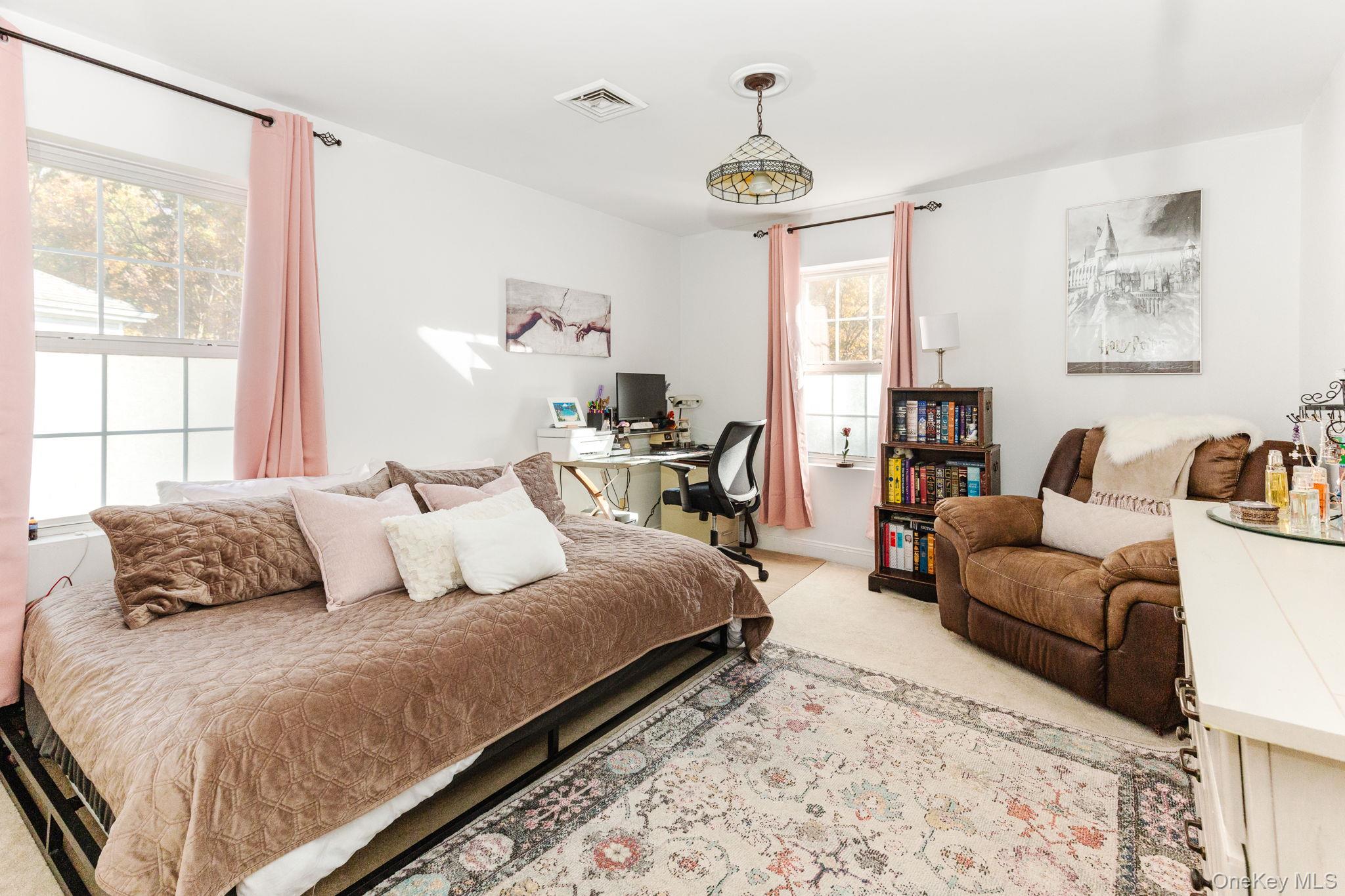 #15 photo, 34 Coventry Circle, Mahopac , NY 10541