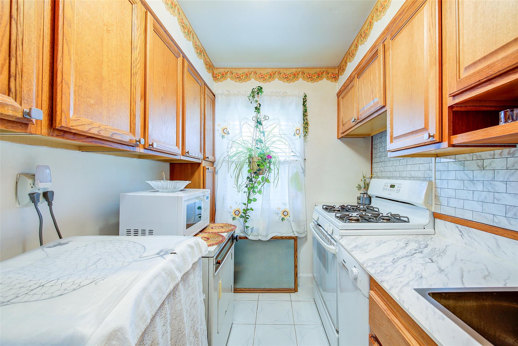 #10 photo, 196-57 69th Avenue, Fresh Meadows , NY 11365