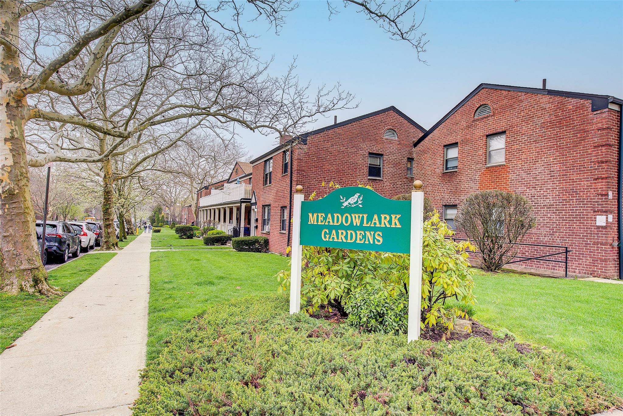 #17 photo, 196-57 69th Avenue, Fresh Meadows , NY 11365