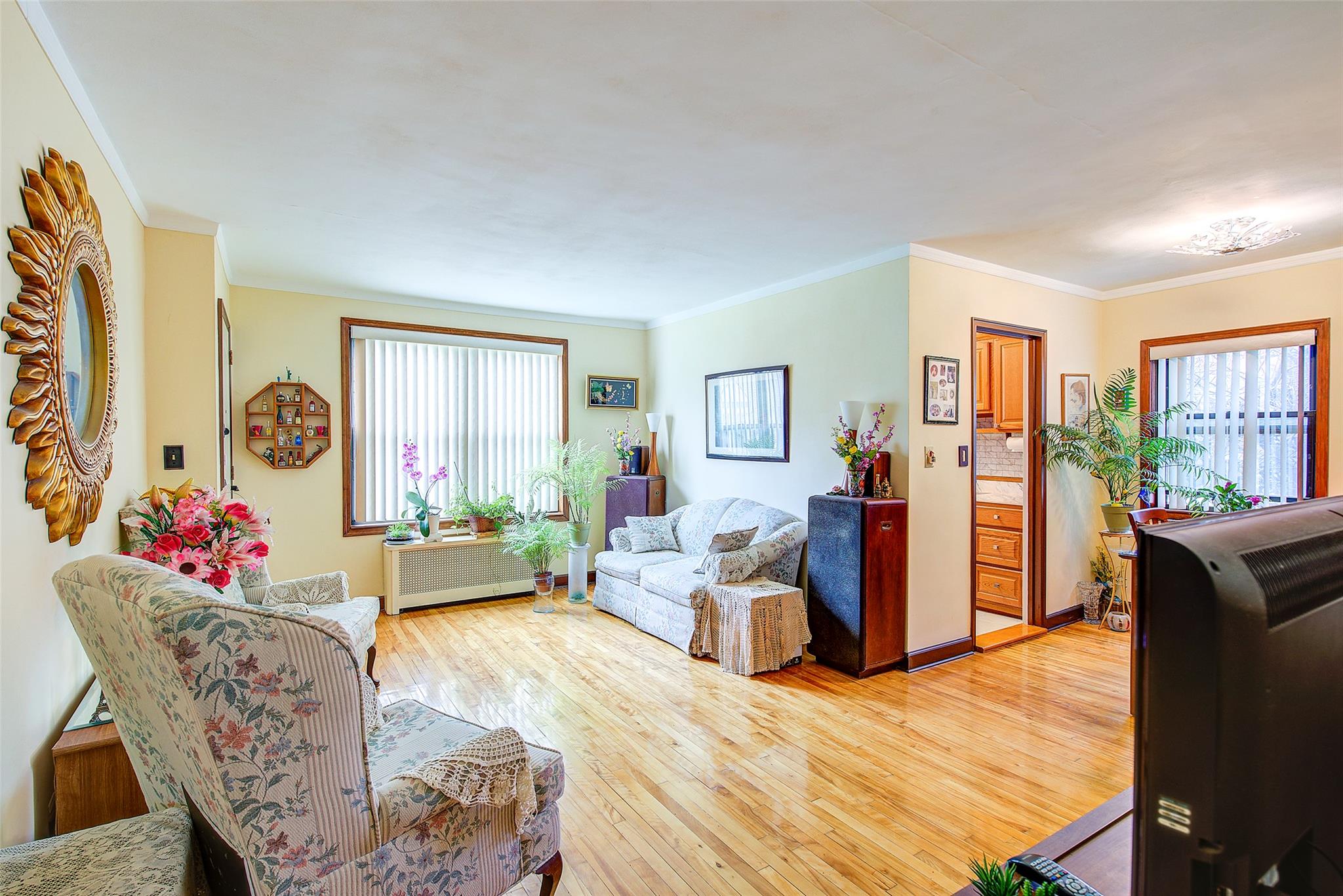 #2 photo, 196-57 69th Avenue, Fresh Meadows , NY 11365